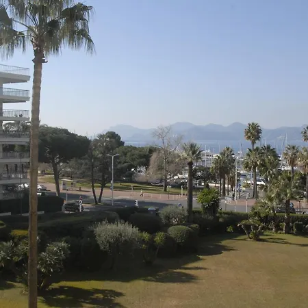 3 Chambres Vue Mer Apartment Cannes